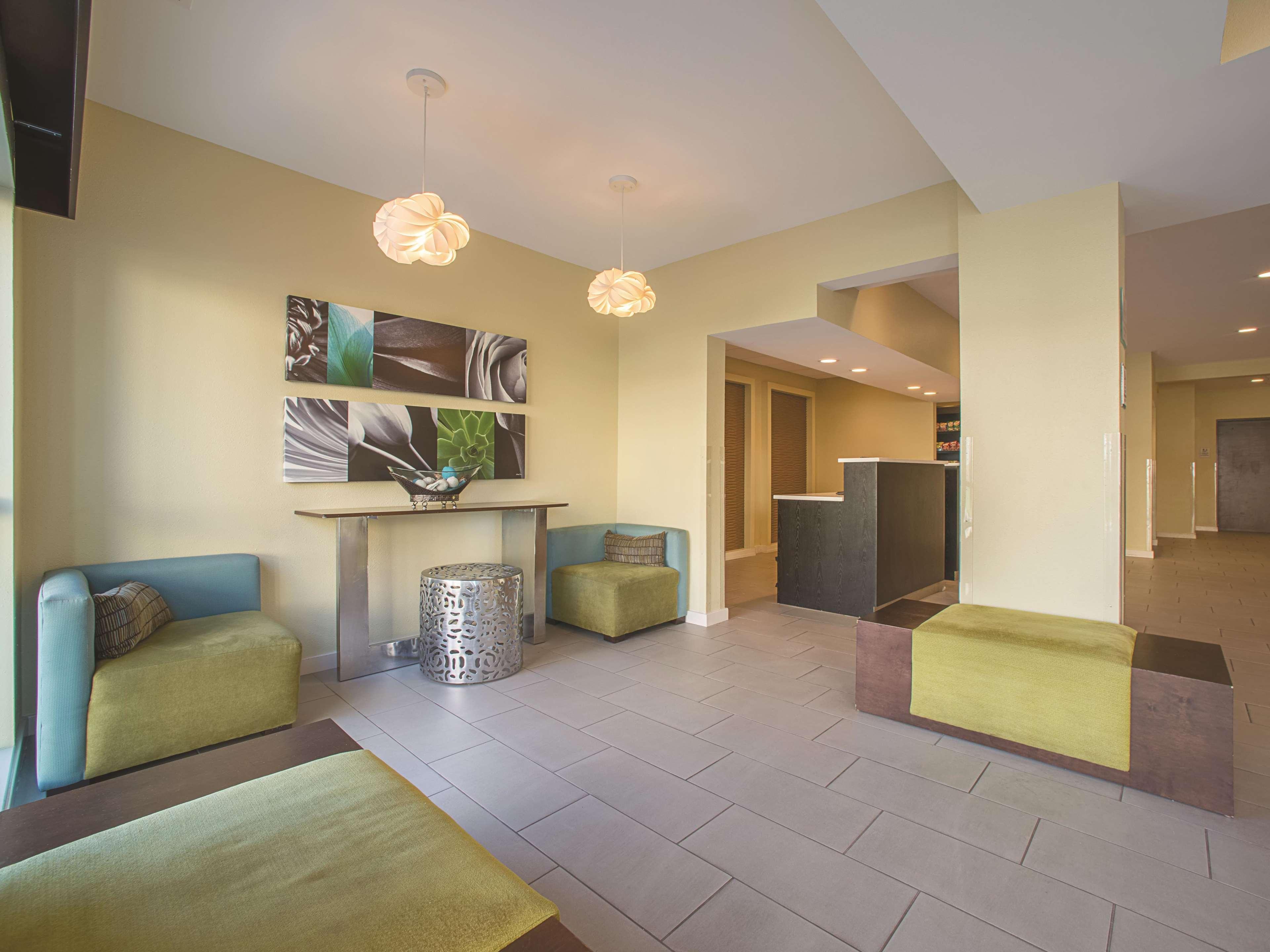 La Quinta By Wyndham Collinsville - St. Louis Екстериор снимка