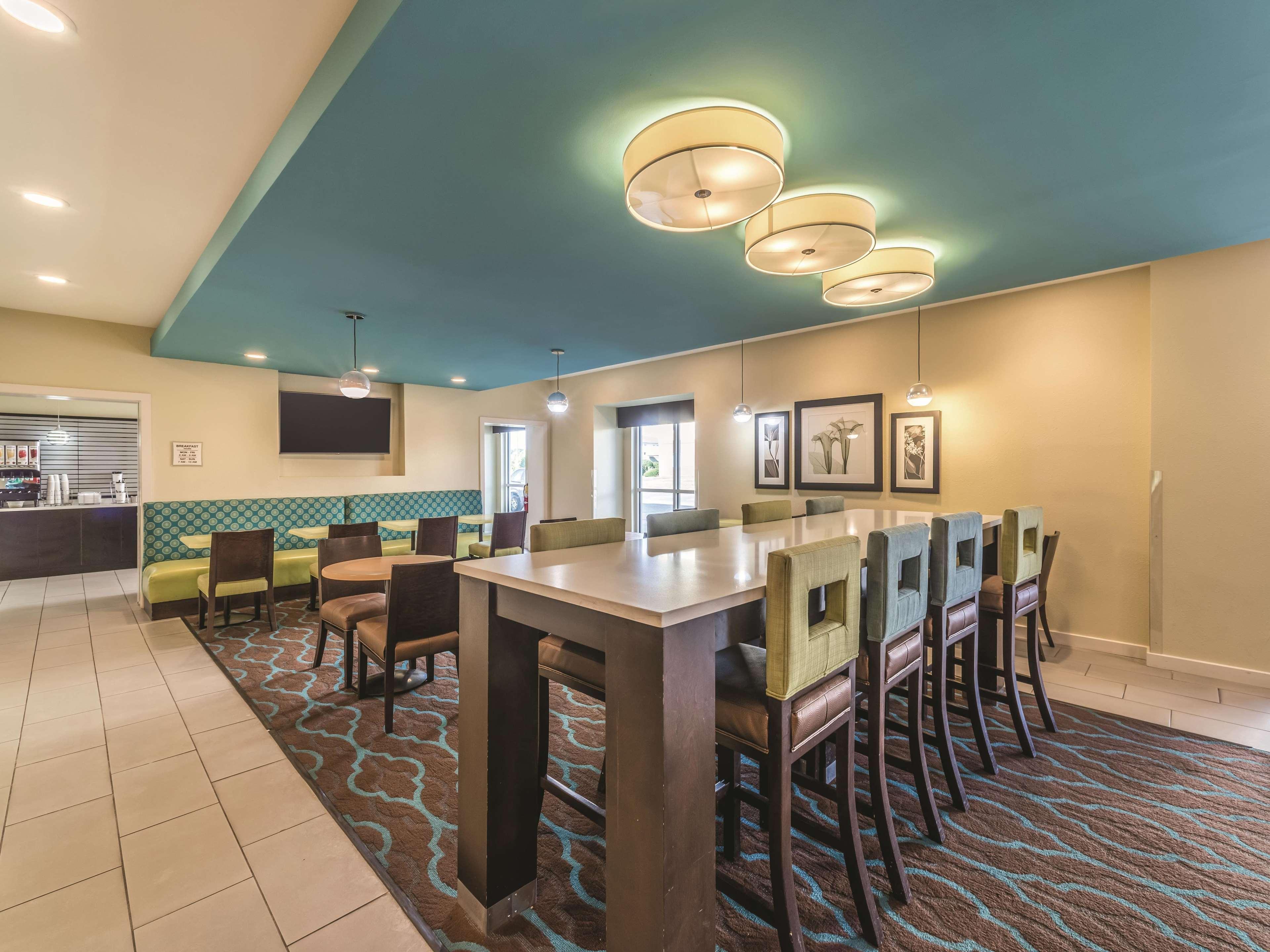 La Quinta By Wyndham Collinsville - St. Louis Екстериор снимка