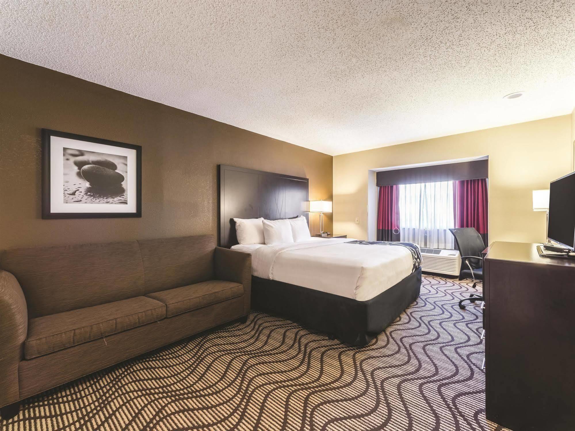La Quinta By Wyndham Collinsville - St. Louis Екстериор снимка